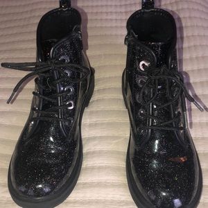 Girls sz. 5 Steve Madden black shoe boots with sparkles UEC